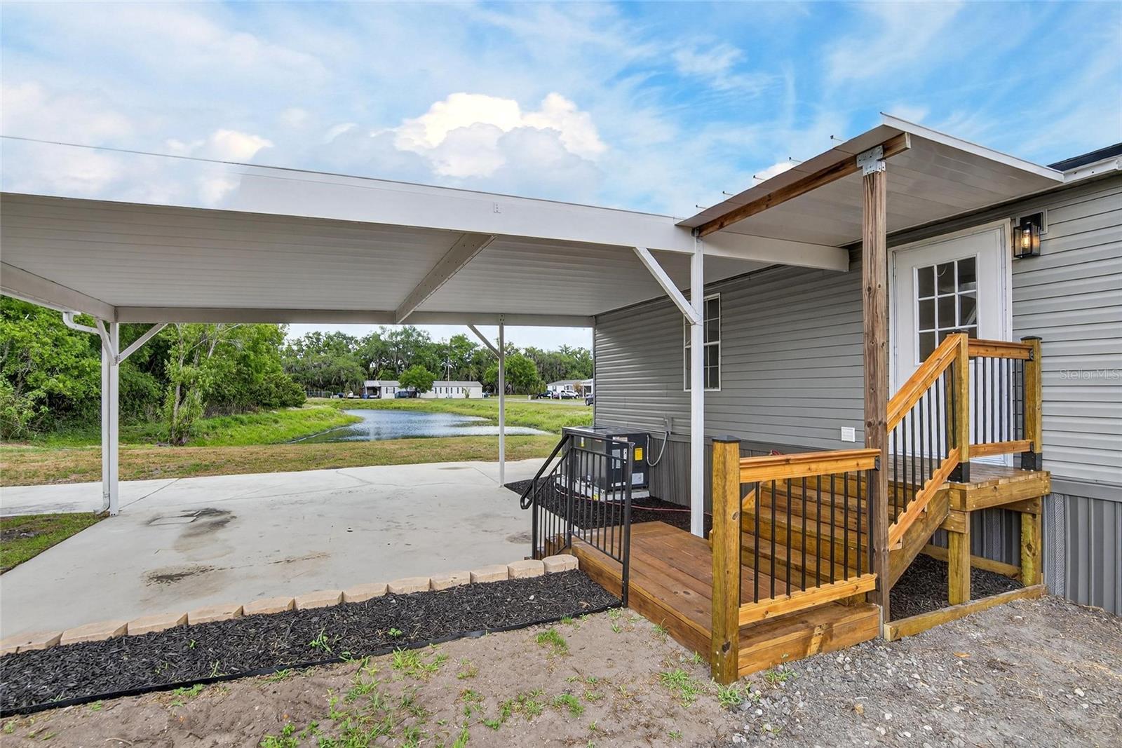 TEMPLE TERRACE WOODS - Residential