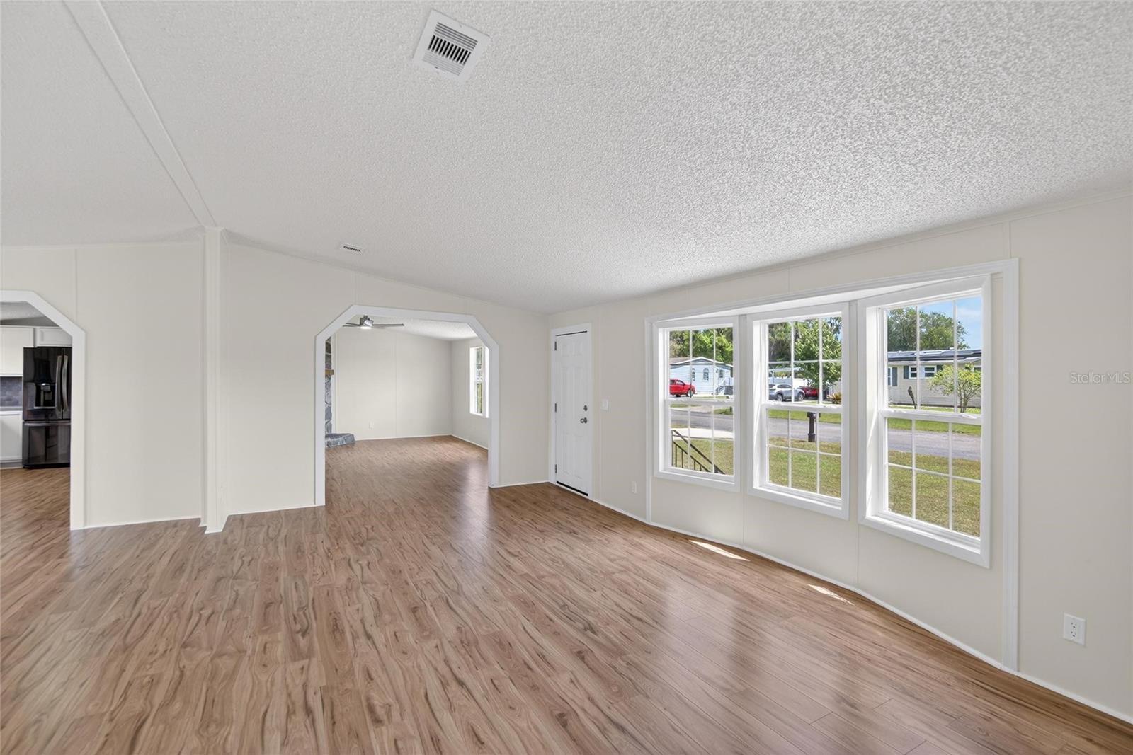 TEMPLE TERRACE WOODS - Residential