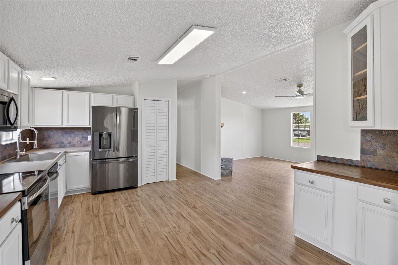 TEMPLE TERRACE WOODS - Residential