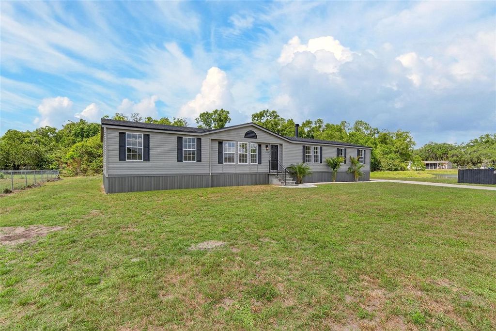 Photo of 9150 Wood Terrace Drive, Tampa, FL 33637 (MLS # TB8495694)