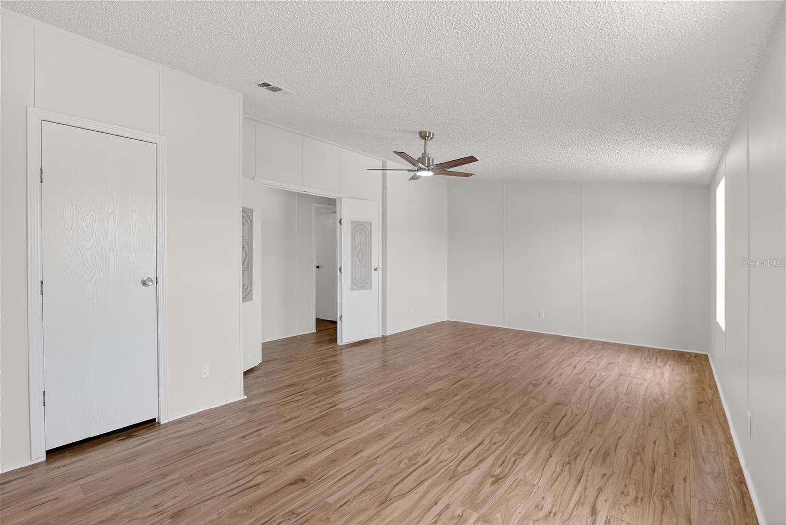 TEMPLE TERRACE WOODS - Residential