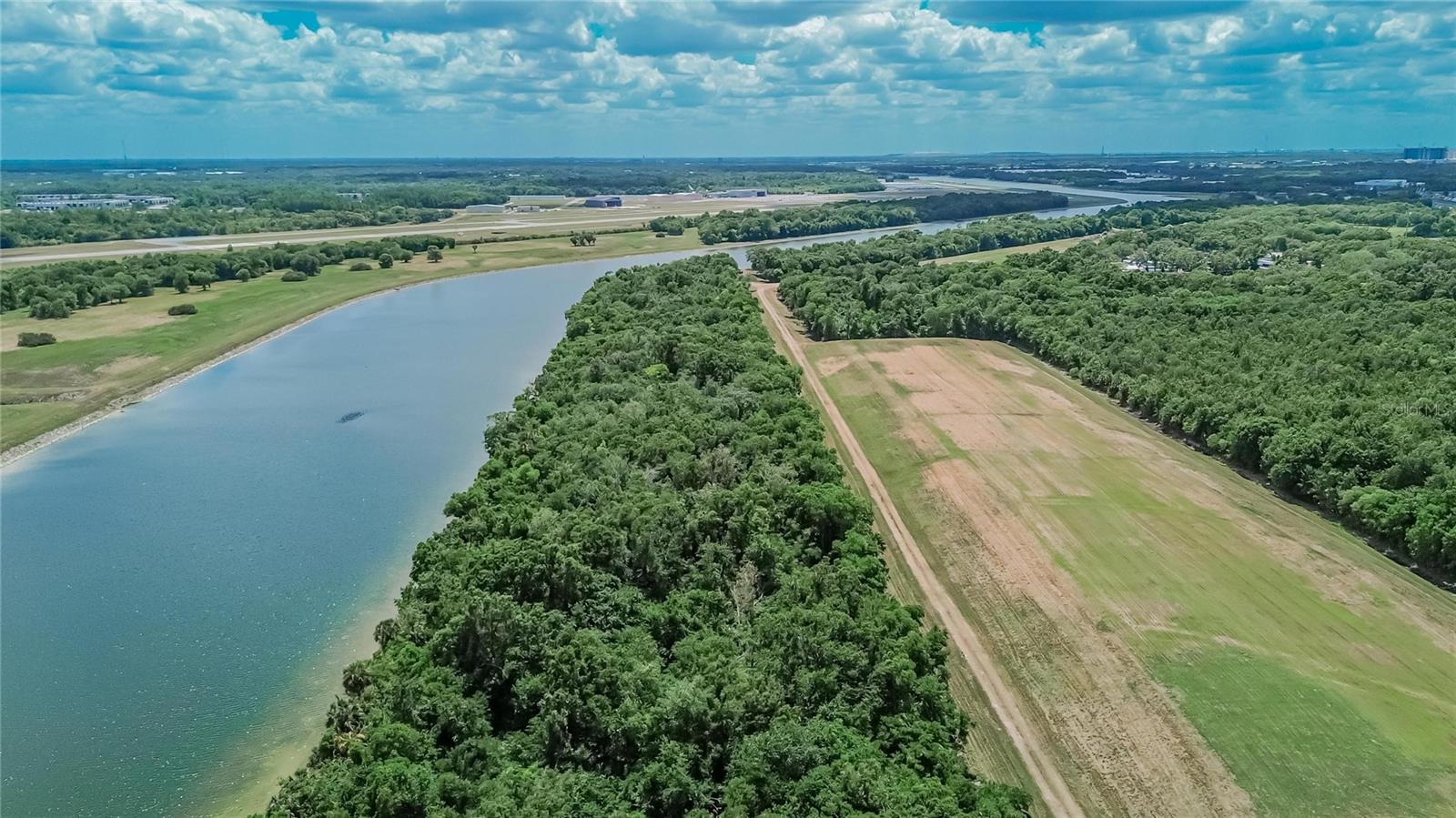 TEMPLE TERRACE WOODS - Residential
