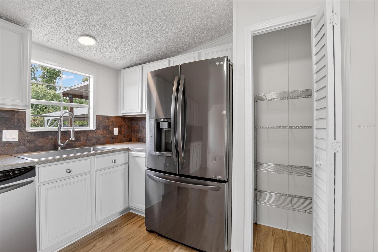 TEMPLE TERRACE WOODS - Residential