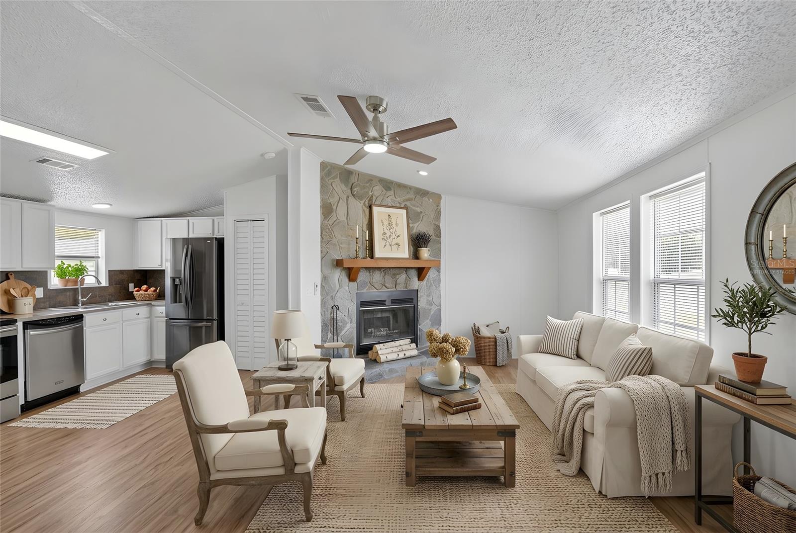 TEMPLE TERRACE WOODS - Residential