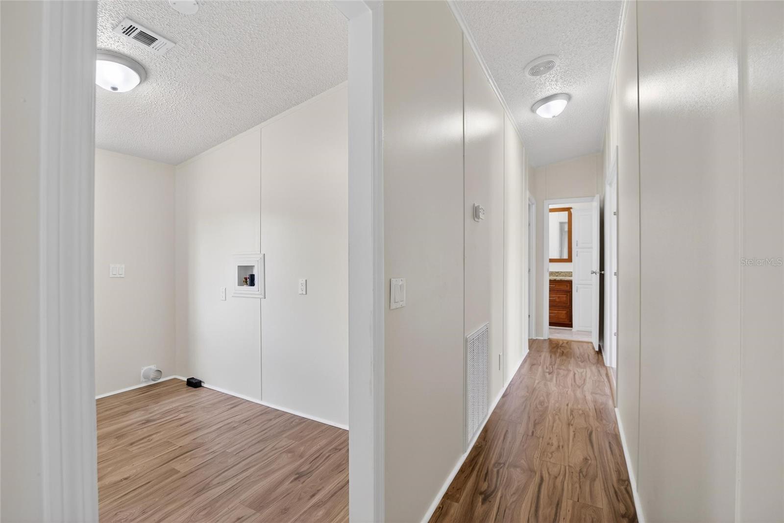 TEMPLE TERRACE WOODS - Residential