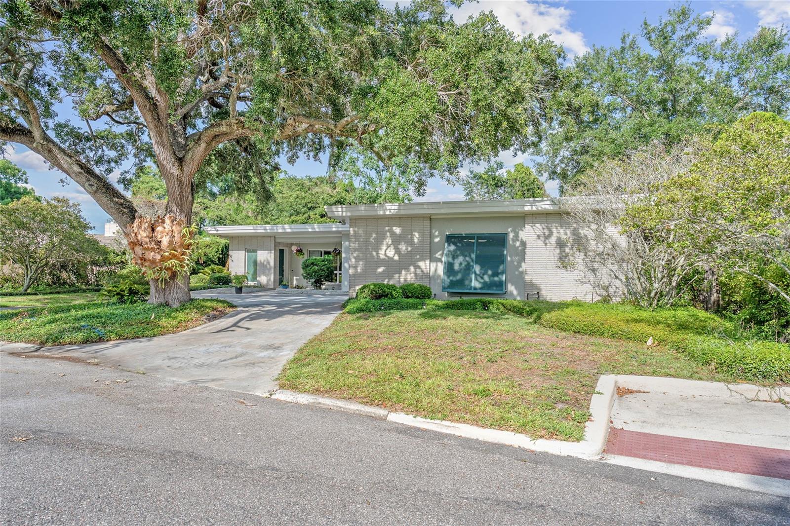 338 BLUE HERON DRIVE