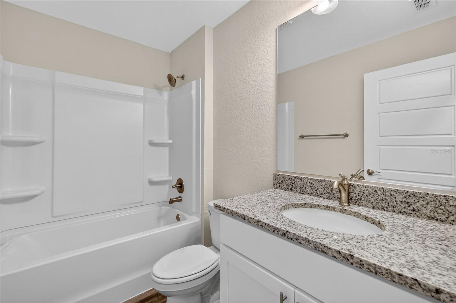 SILVER SPRINGS SHORES - Residential