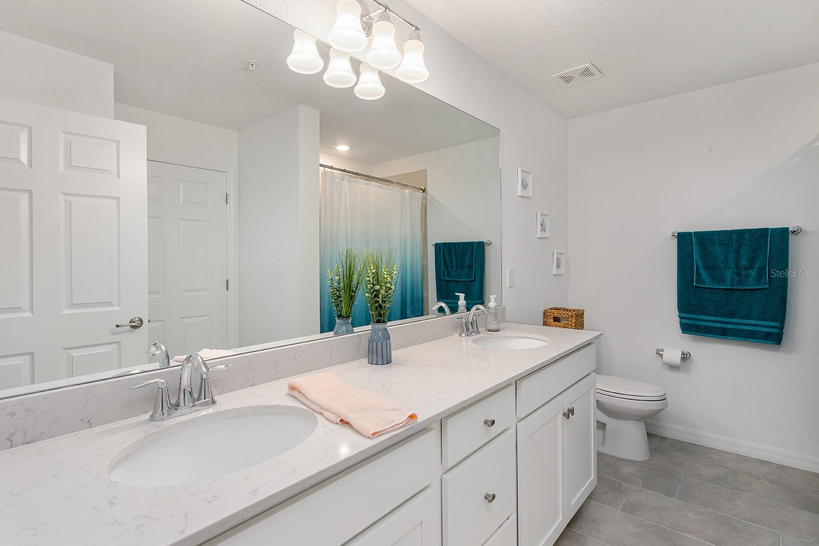 TERRACE VIII AT LAKEWOOD NATIONAL PH I - Residential Lease