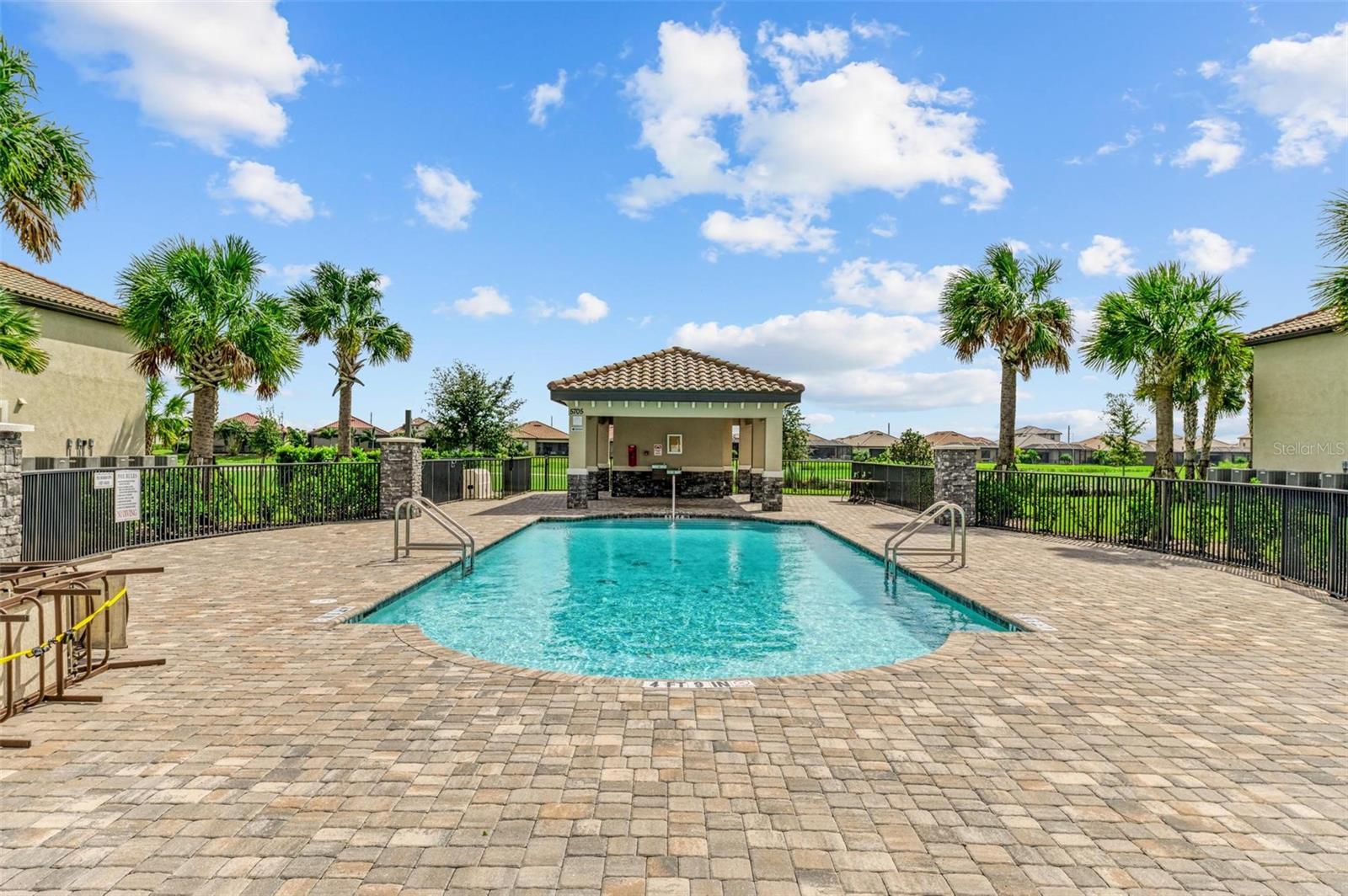 TERRACE VIII AT LAKEWOOD NATIONAL PH I - Residential Lease