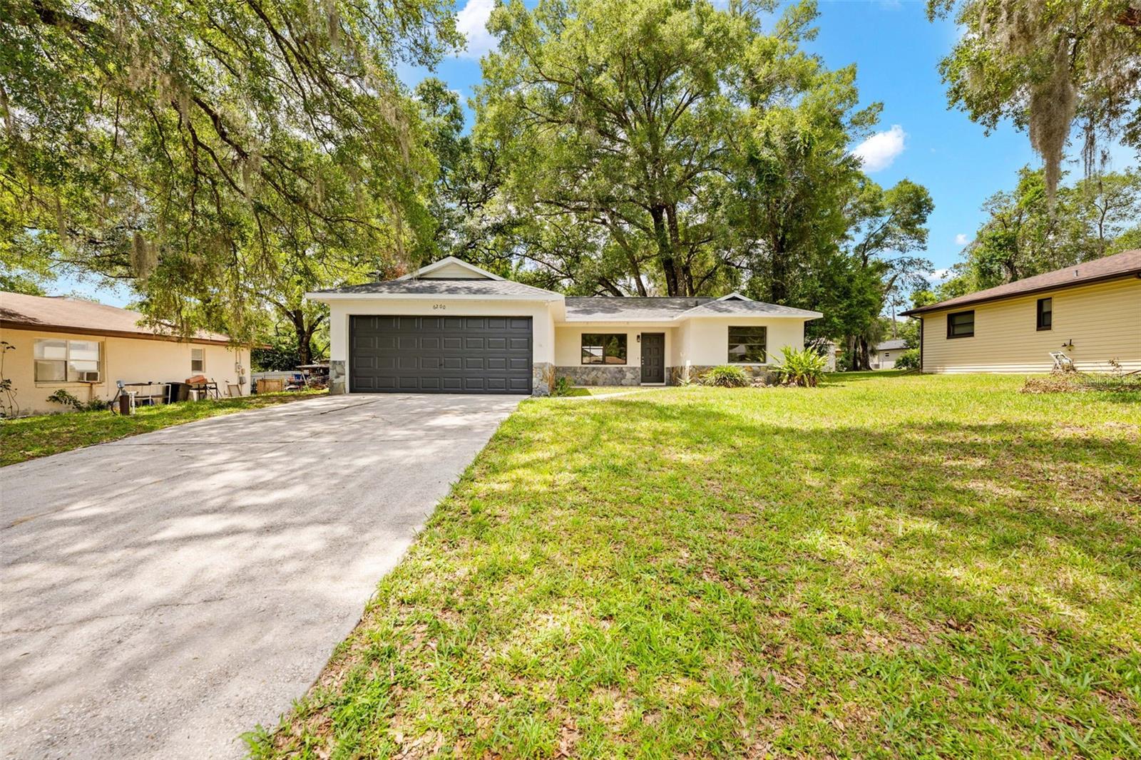 INVERNESS HIGHLANDS WEST - Residential