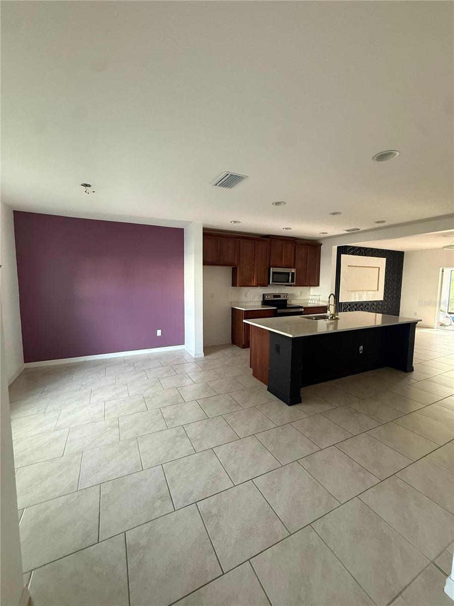 LEGACY LNDGS - Residential