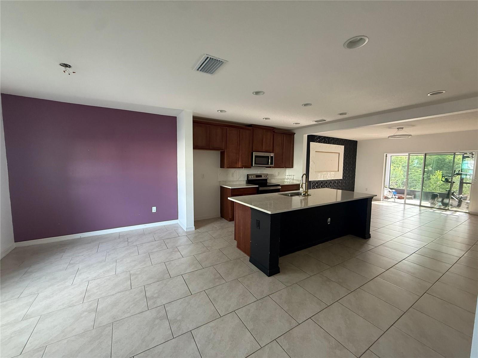 LEGACY LNDGS - Residential