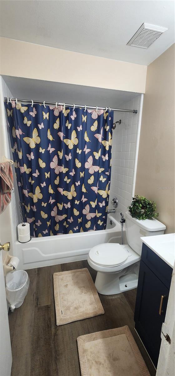 GLEN JAC OAKS - Residential