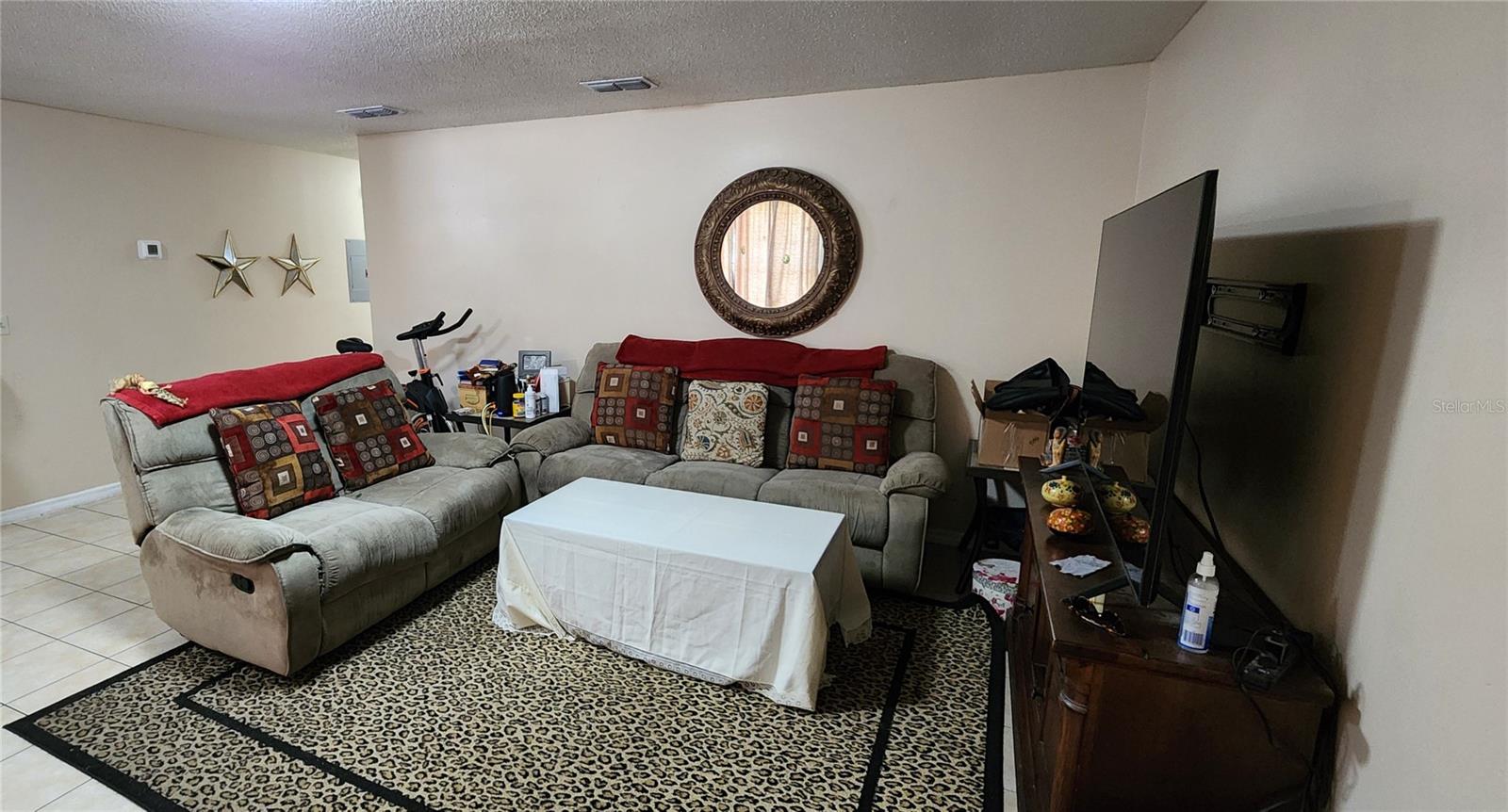 GLEN JAC OAKS - Residential