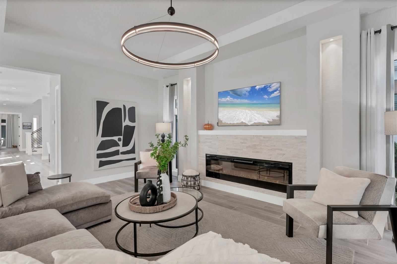 AQUA LAGOON - Residential