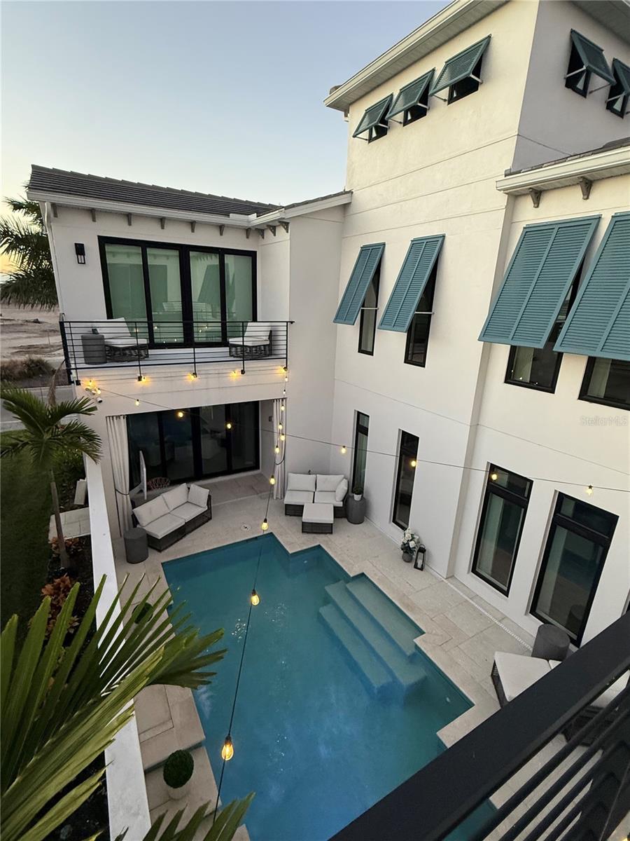 AQUA LAGOON - Residential