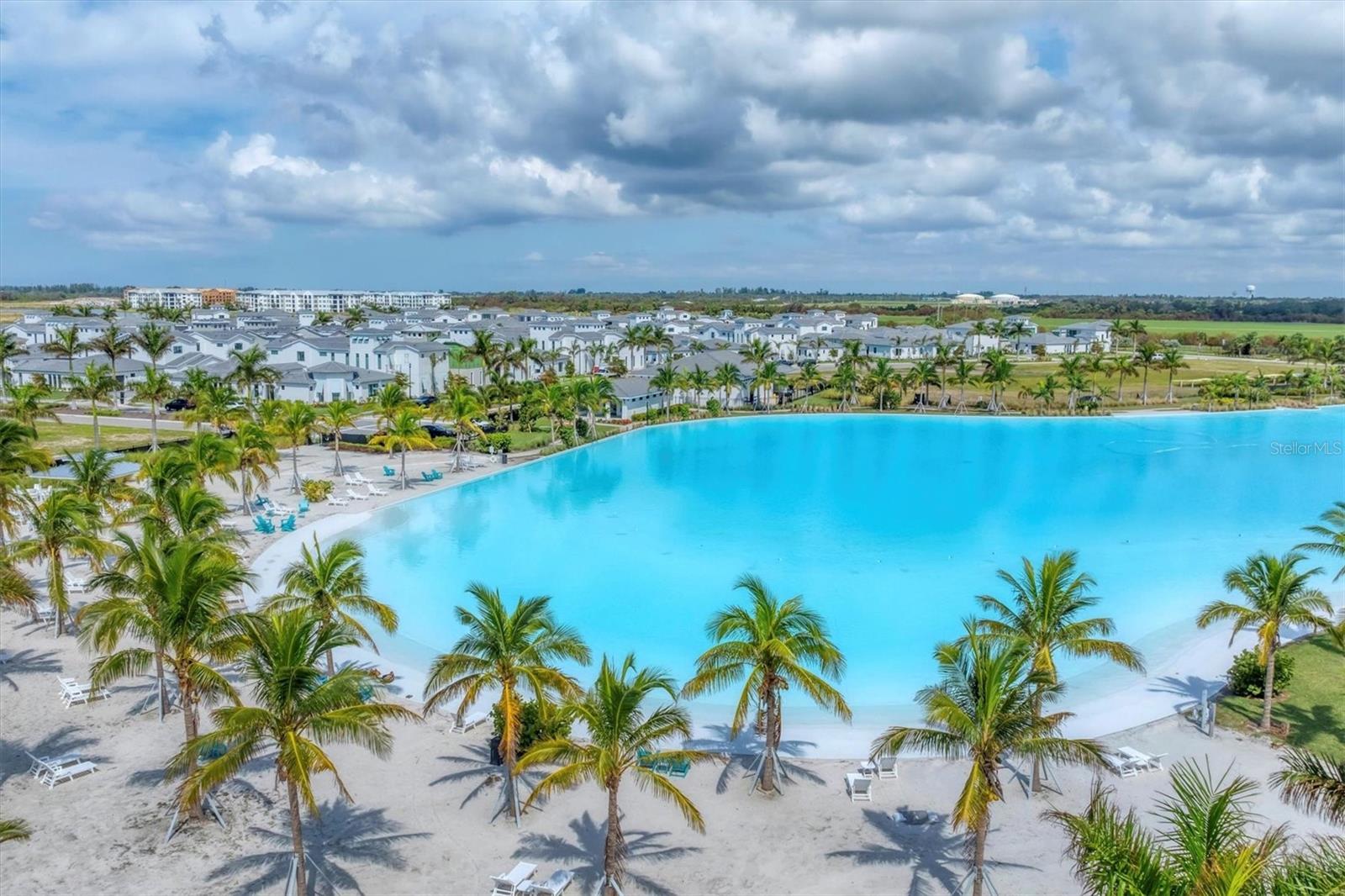 AQUA LAGOON - Residential