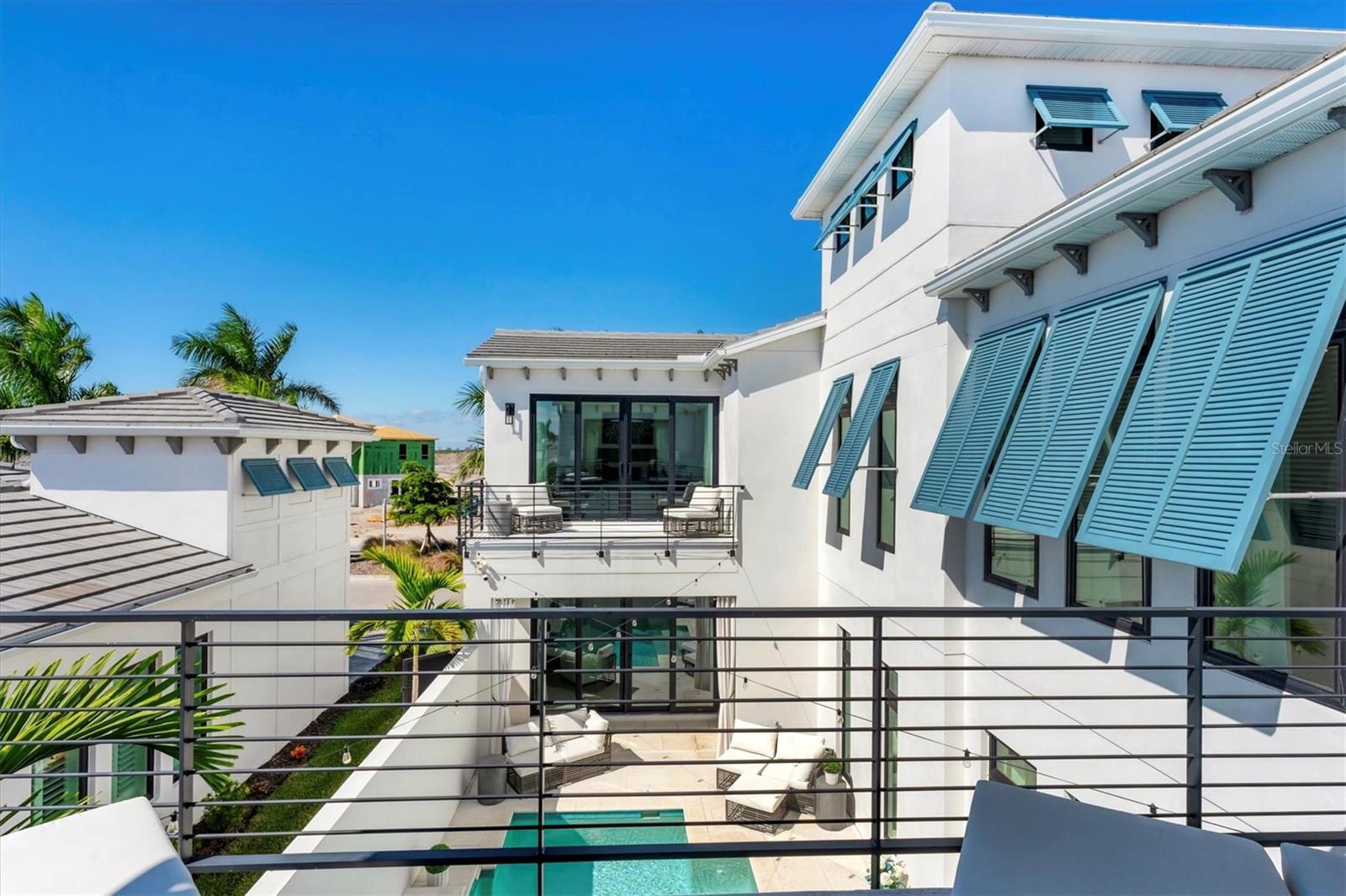 AQUA LAGOON - Residential