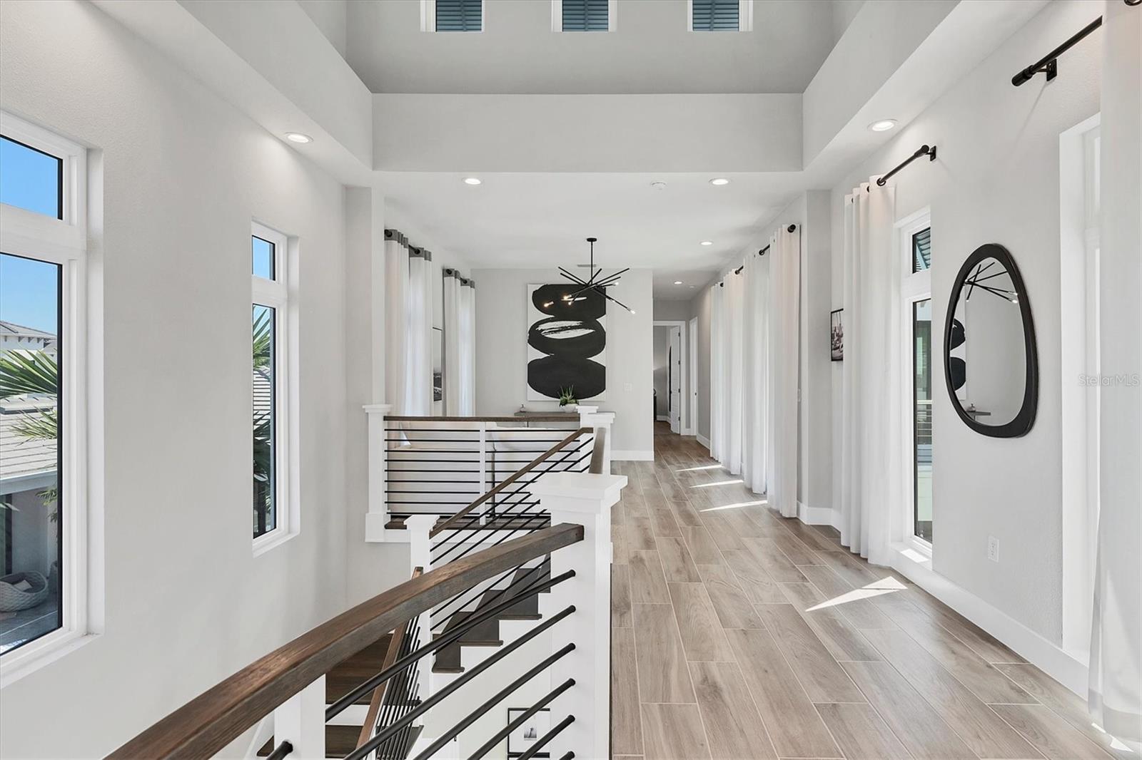 AQUA LAGOON - Residential