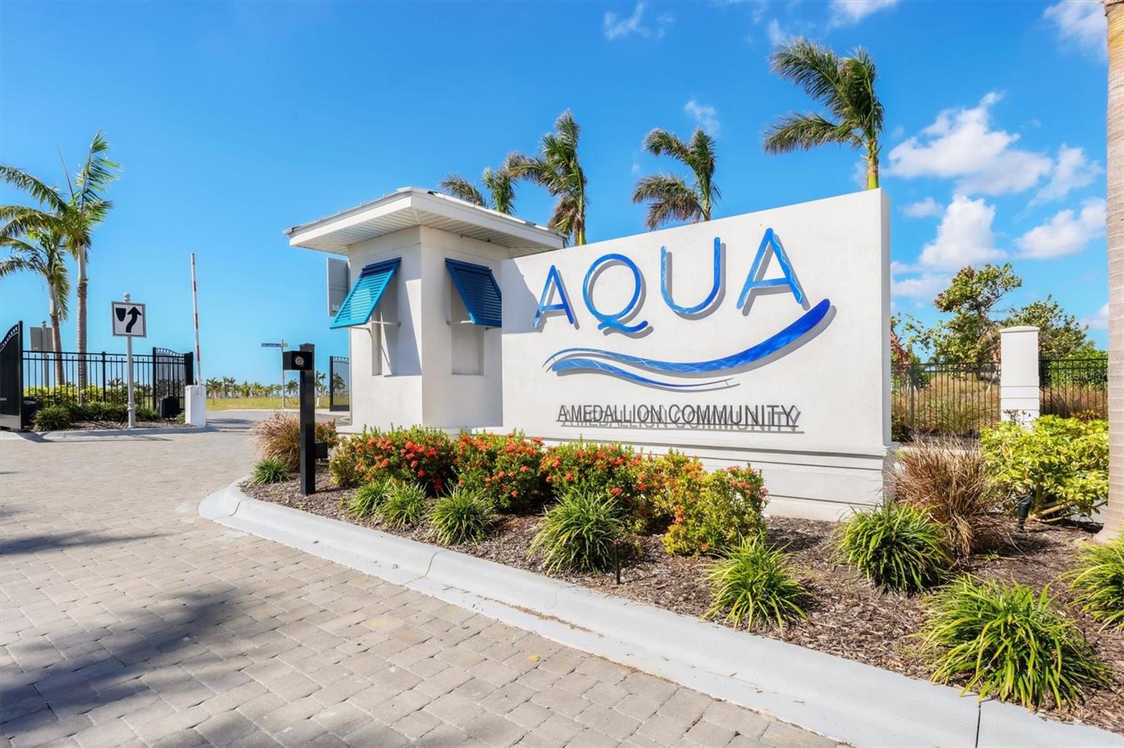 AQUA LAGOON - Residential