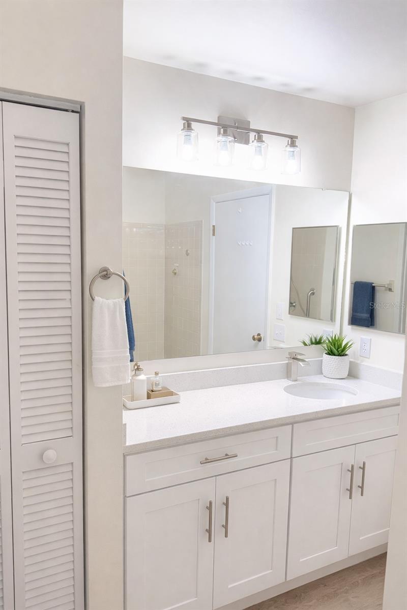 HIDDEN LAKE VILLAS PH 1 - Residential