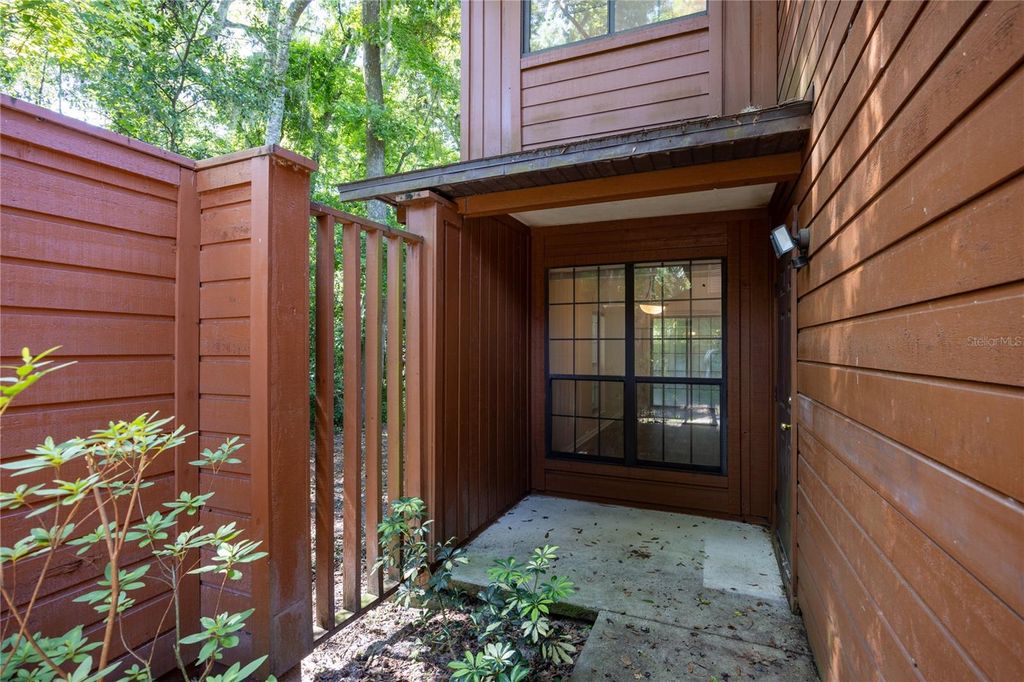 Photo of 5701 SW 10th Place, Gainesville, FL 32607 (MLS # GC531697)