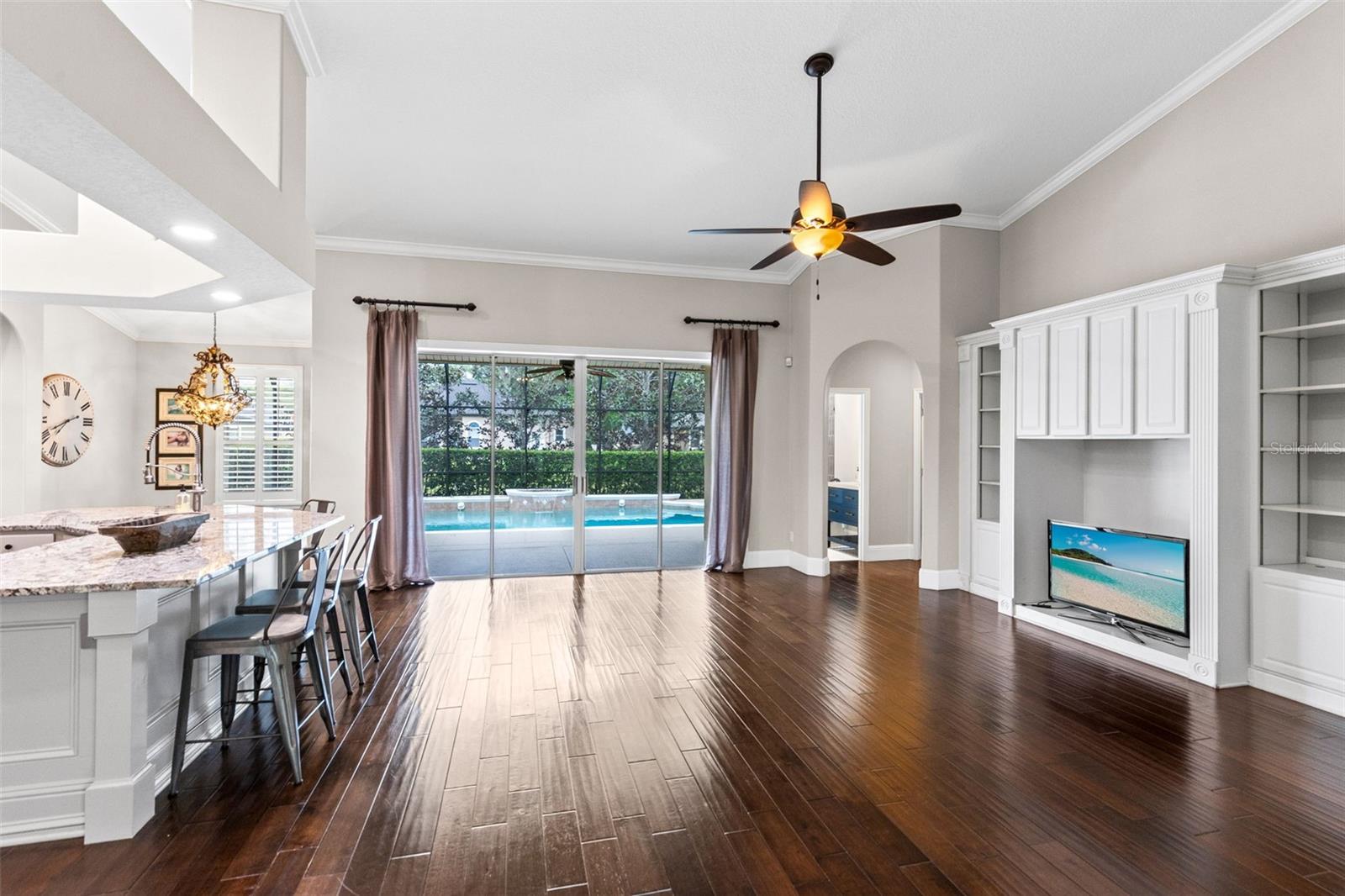 1113 CITRUS OAKS RUN