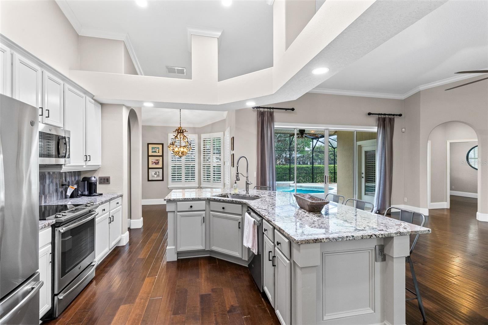 CITRUS OAKS - Residential