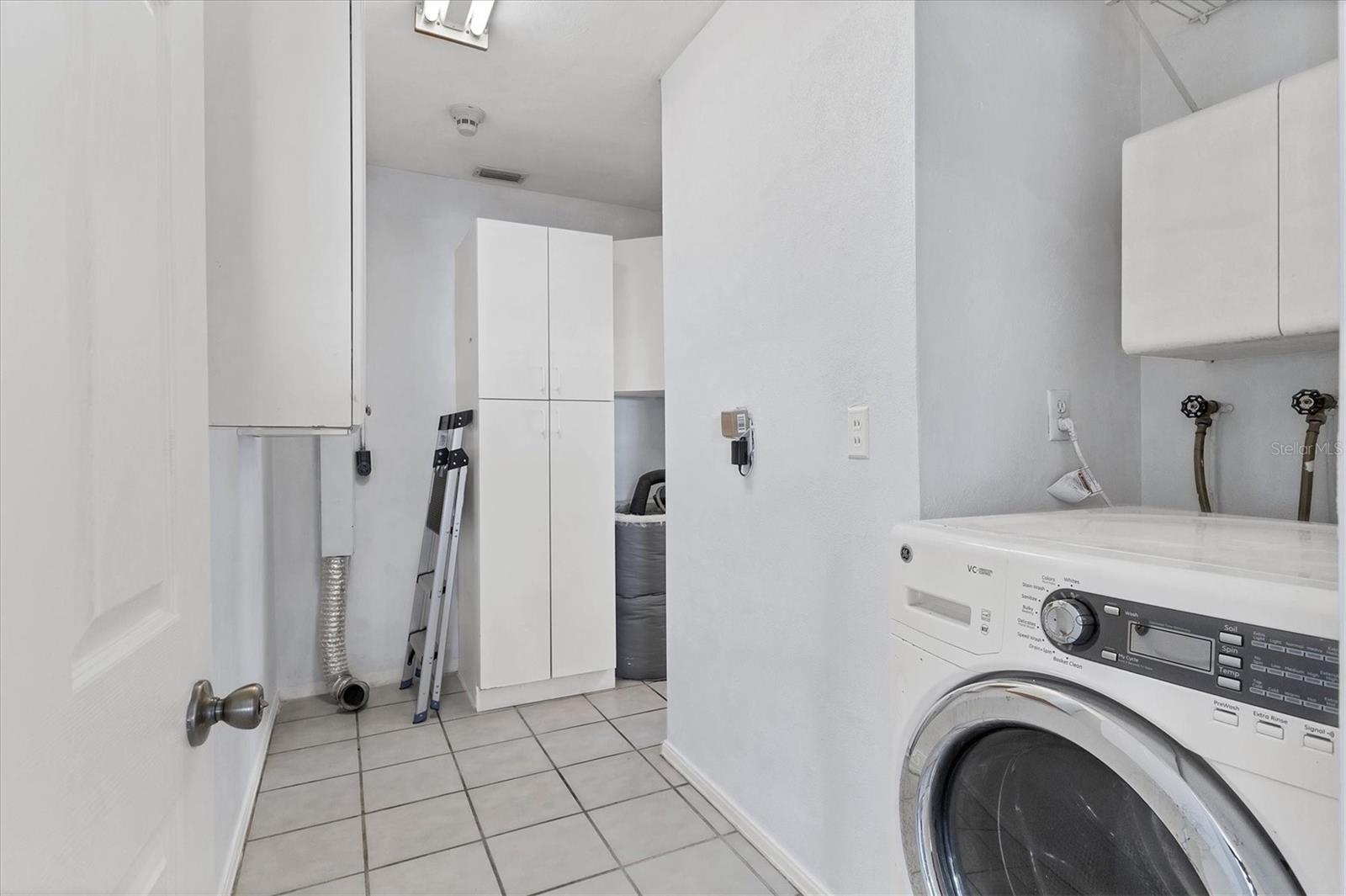 CRESCENT HEIGHTS RESUBDIVIDED - Residential