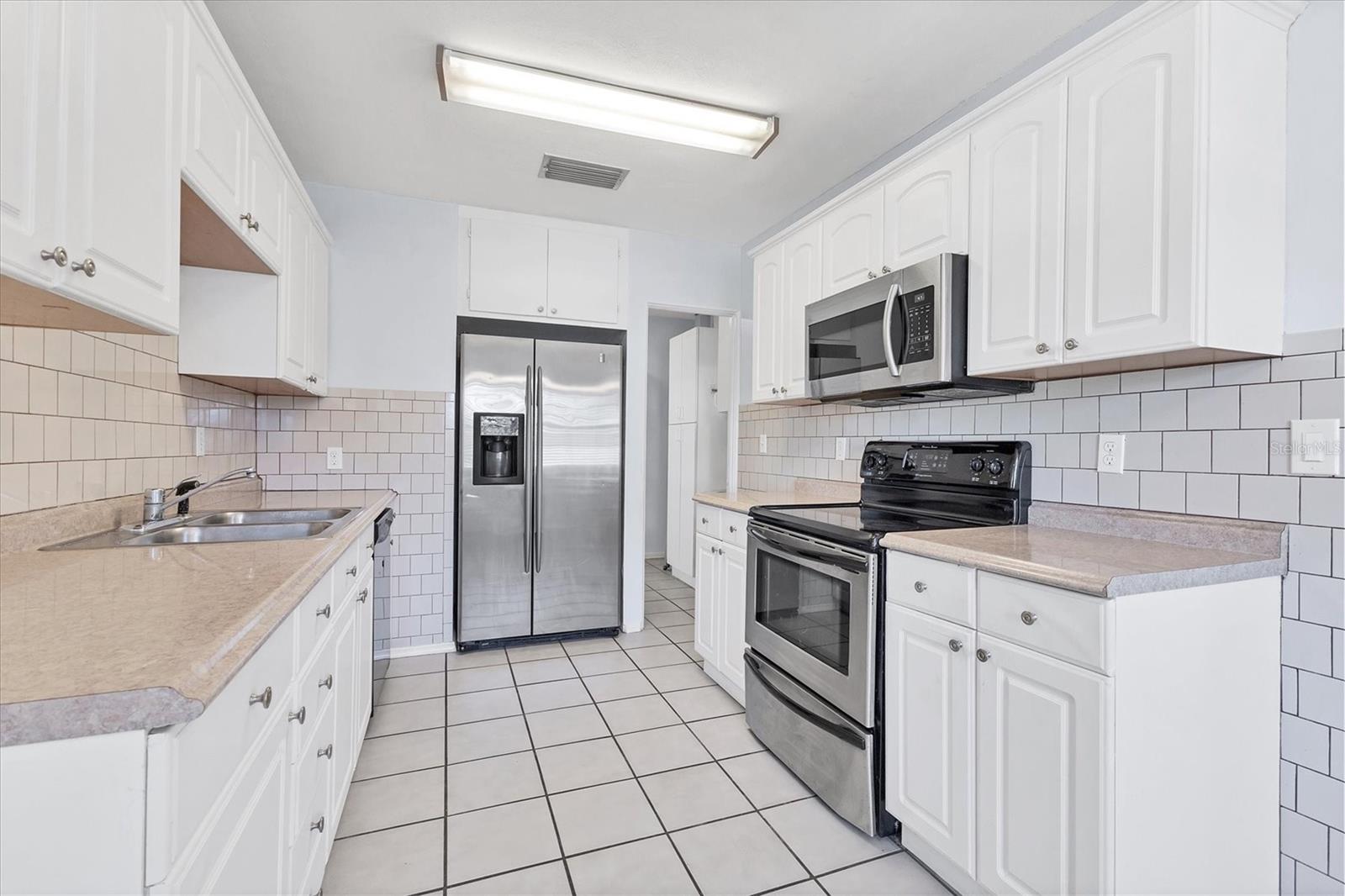 CRESCENT HEIGHTS RESUBDIVIDED - Residential