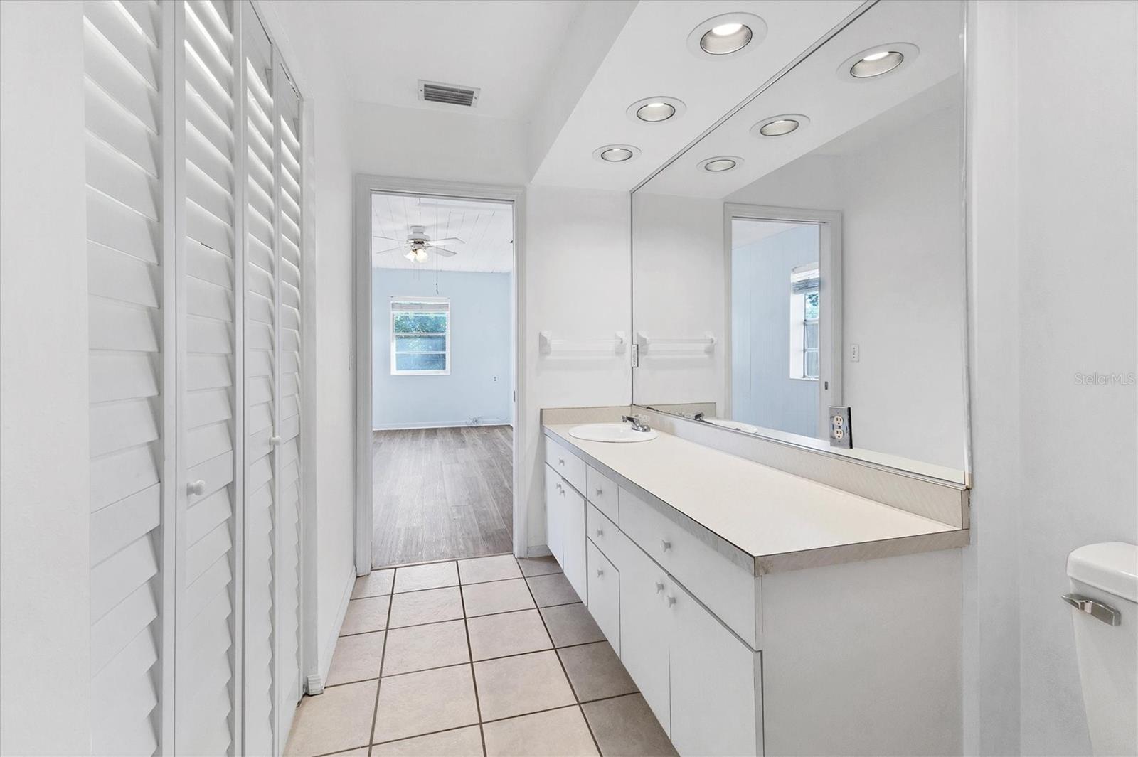 CRESCENT HEIGHTS RESUBDIVIDED - Residential