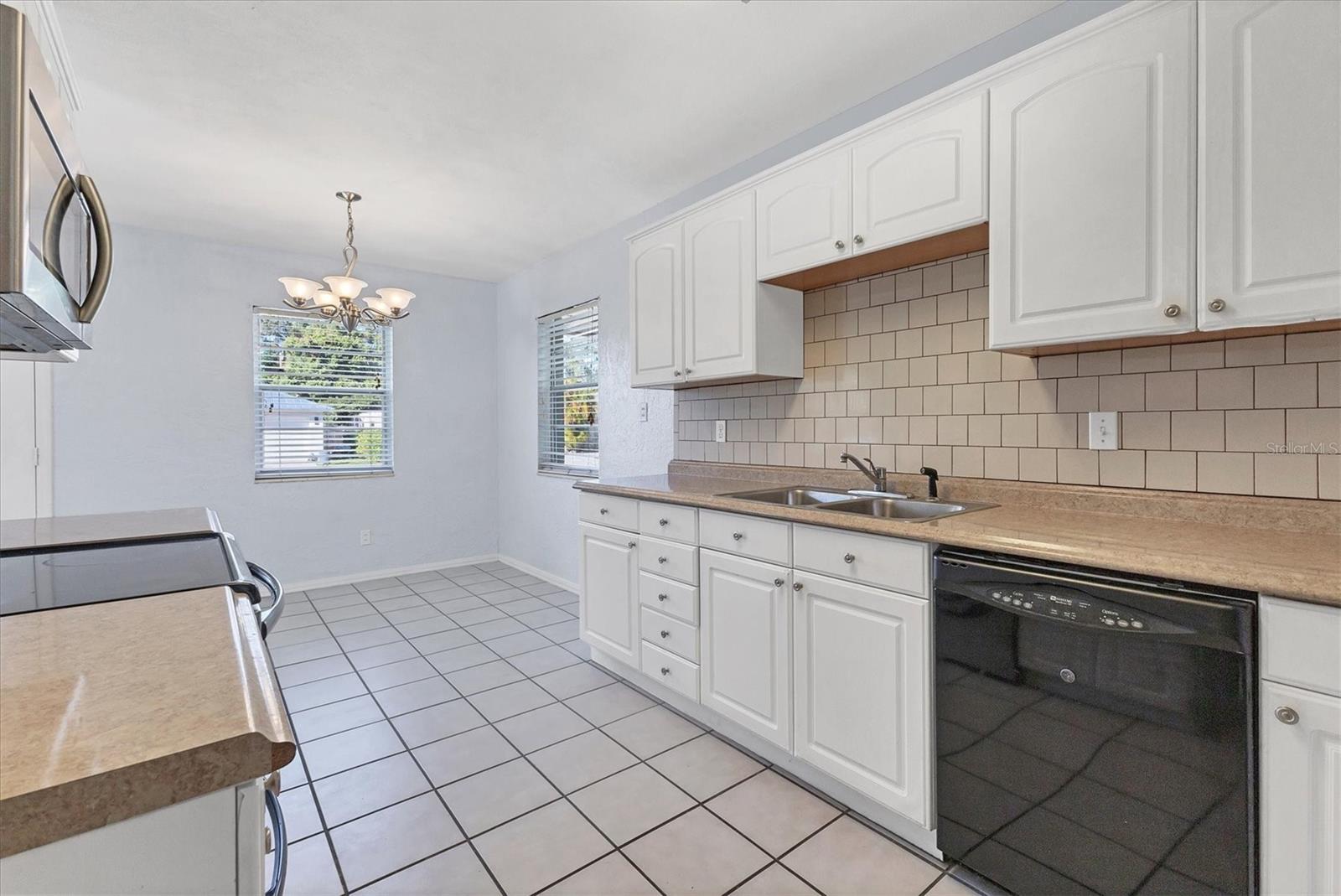 CRESCENT HEIGHTS RESUBDIVIDED - Residential