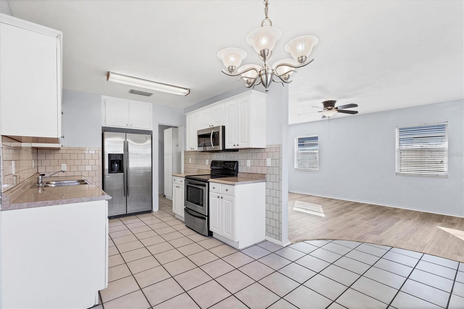 CRESCENT HEIGHTS RESUBDIVIDED - Residential