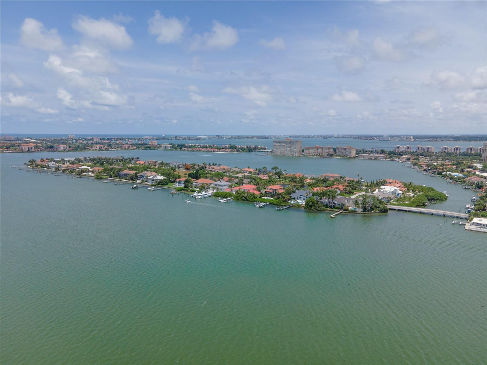 BAYWAY ISLES - Residential