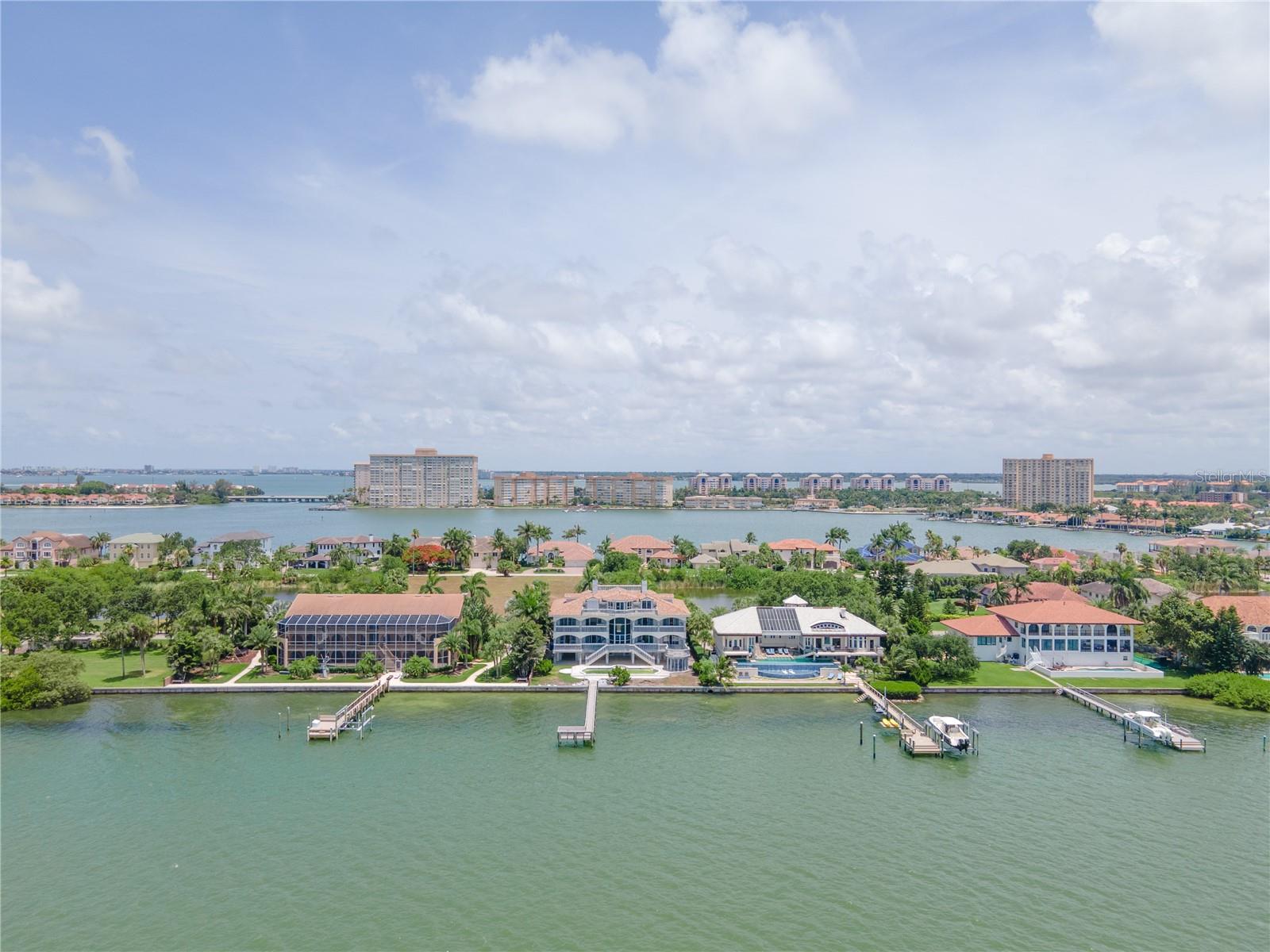 BAYWAY ISLES - Residential