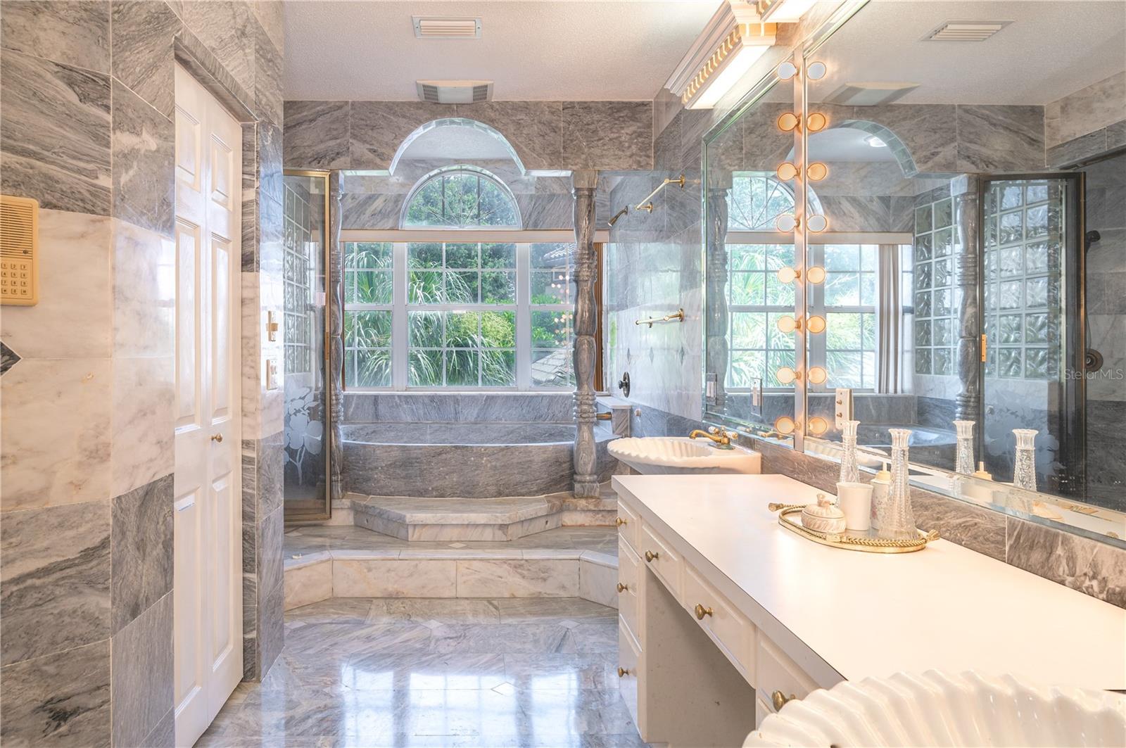 BAYWAY ISLES - Residential