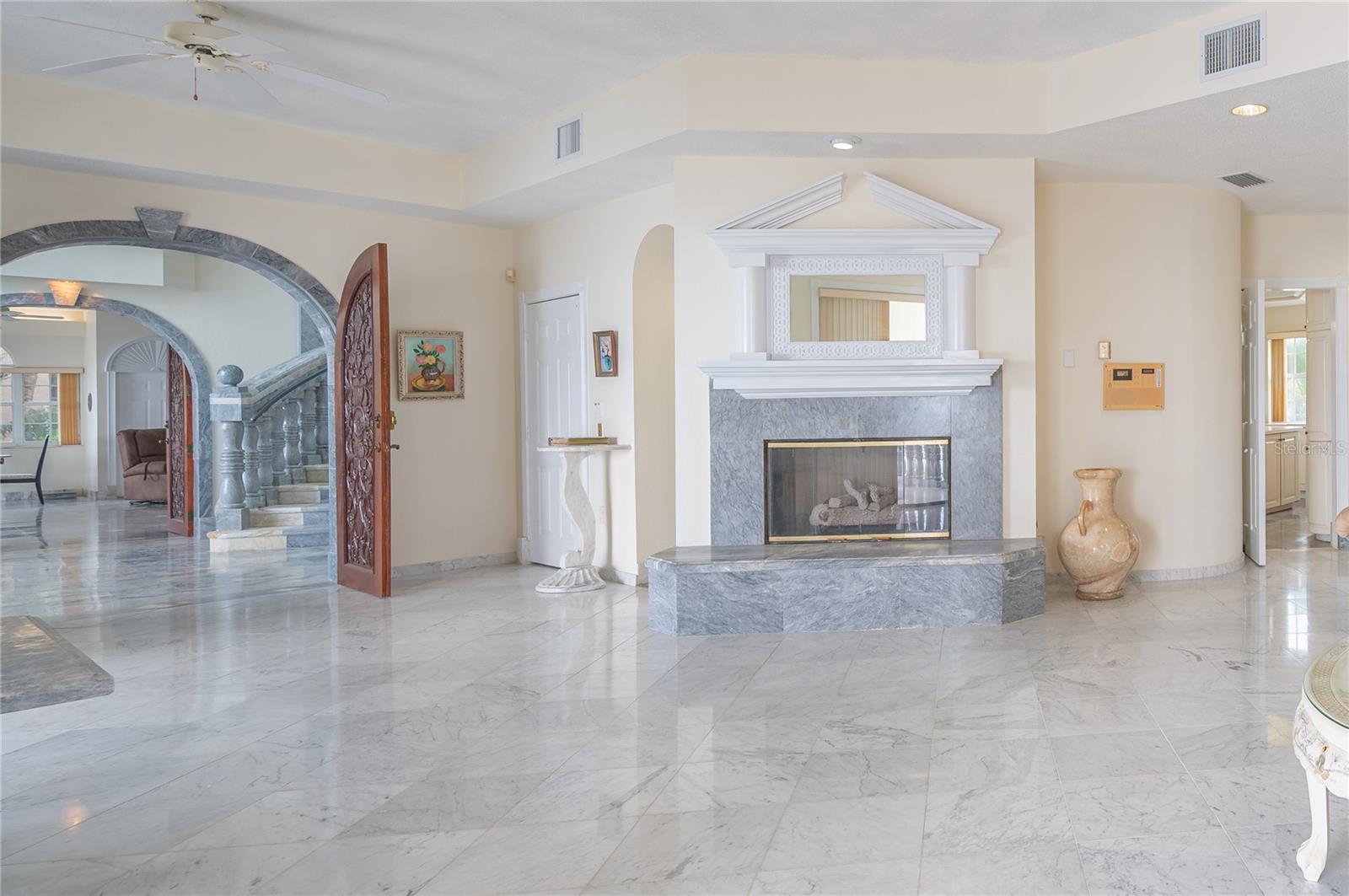 BAYWAY ISLES - Residential