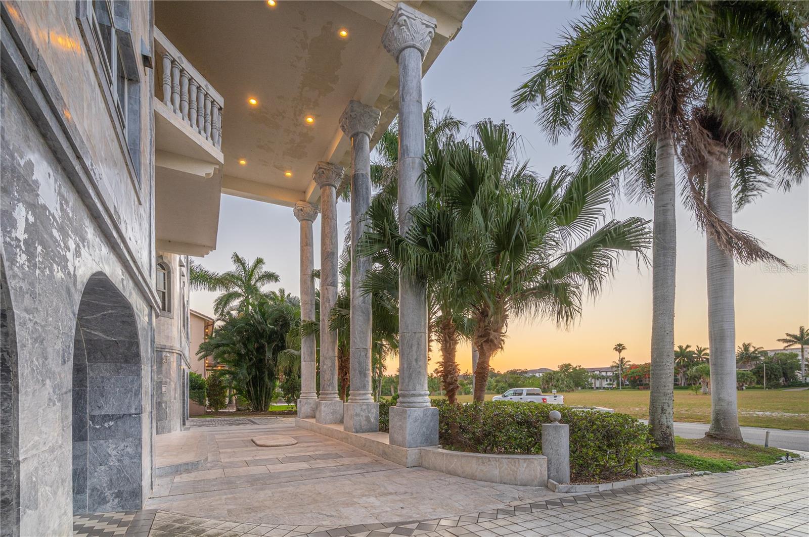 BAYWAY ISLES - Residential