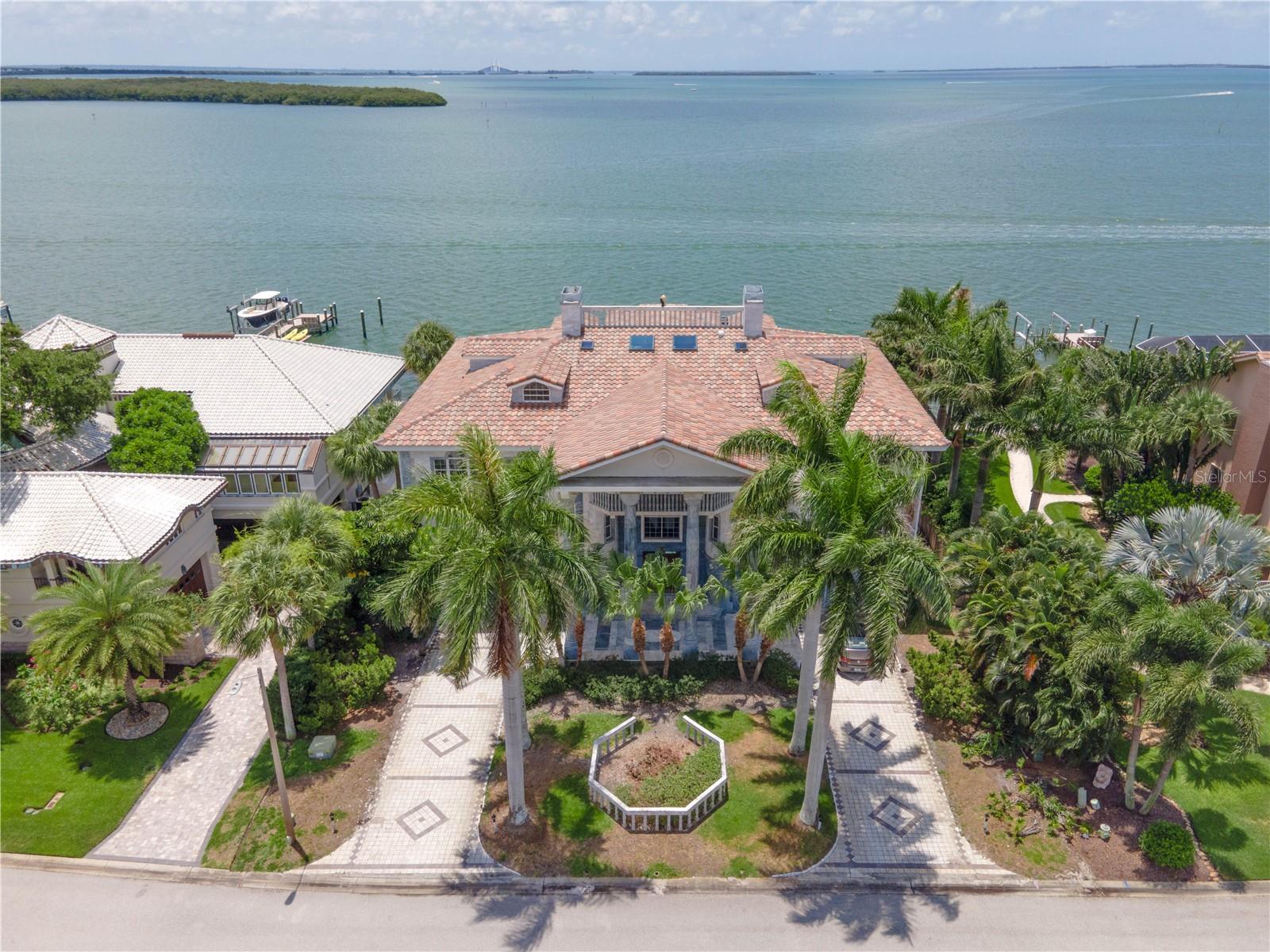 BAYWAY ISLES - Residential