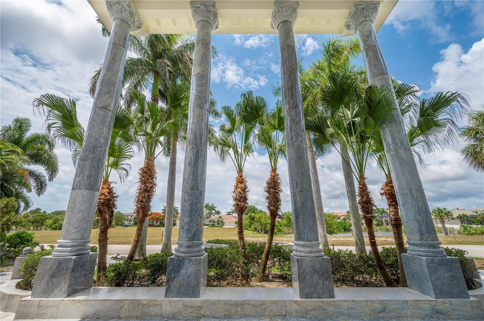 BAYWAY ISLES - Residential