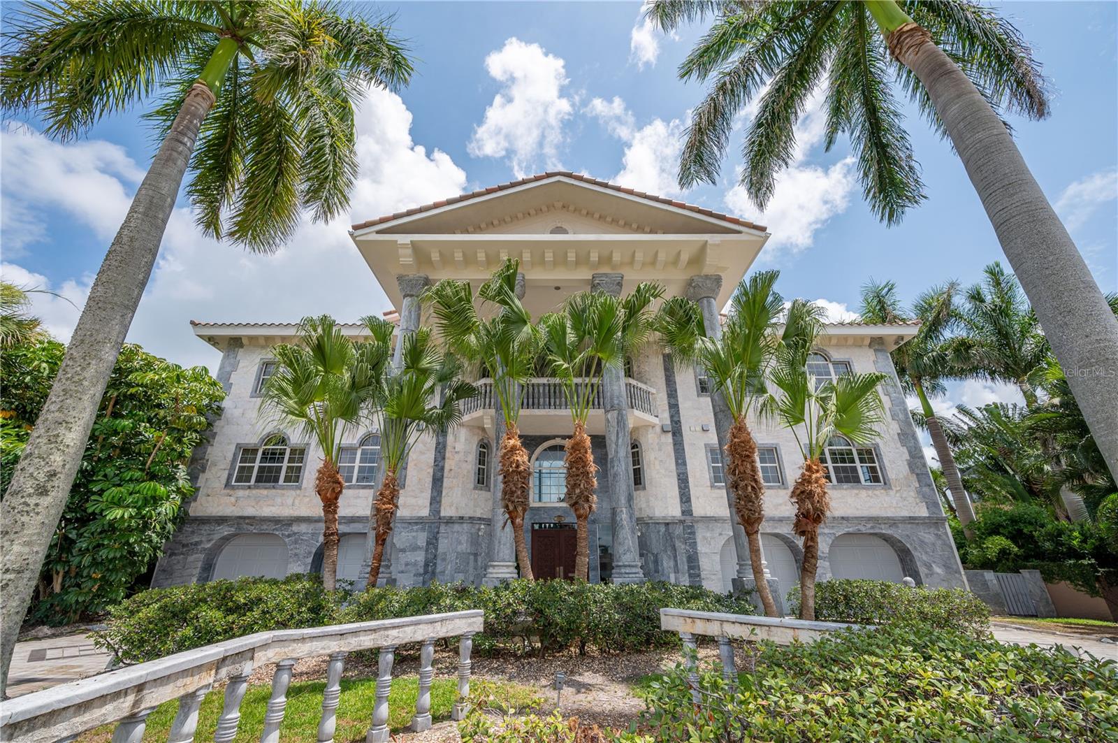 BAYWAY ISLES - Residential