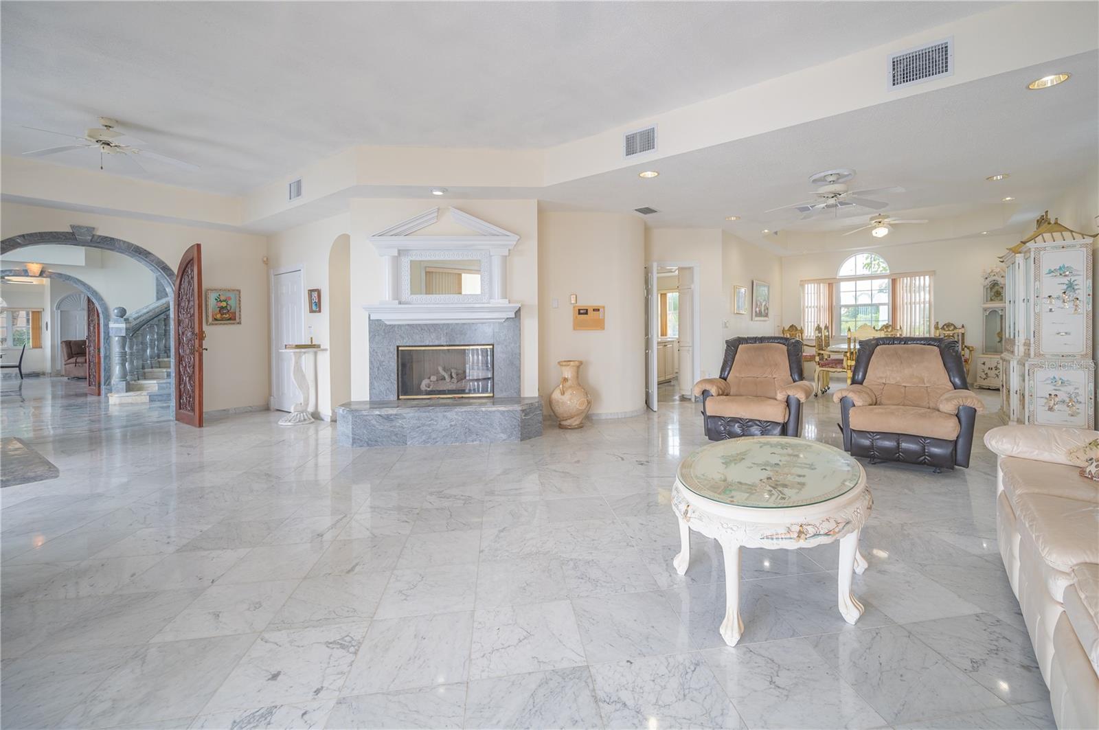 BAYWAY ISLES - Residential