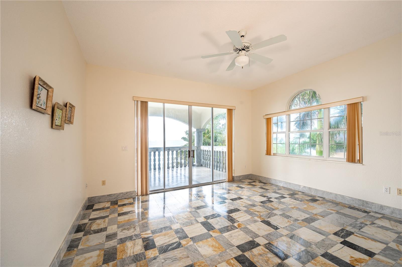 BAYWAY ISLES - Residential