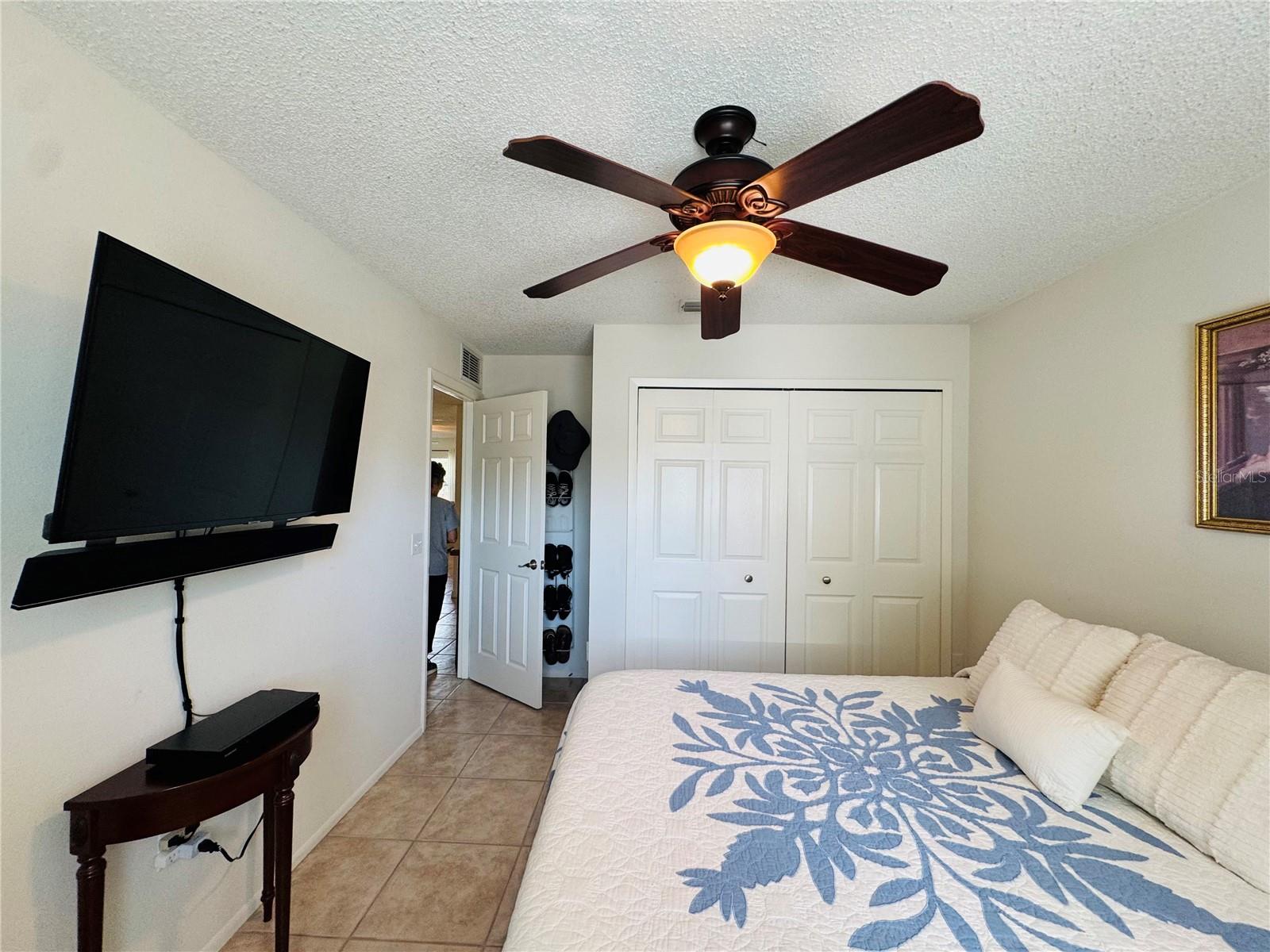 CRESTLINE - Residential