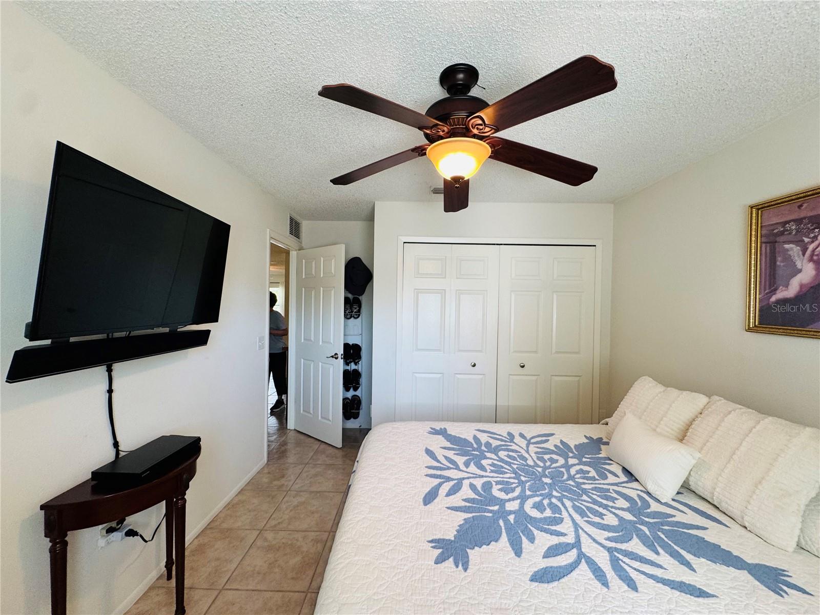 CRESTLINE - Residential
