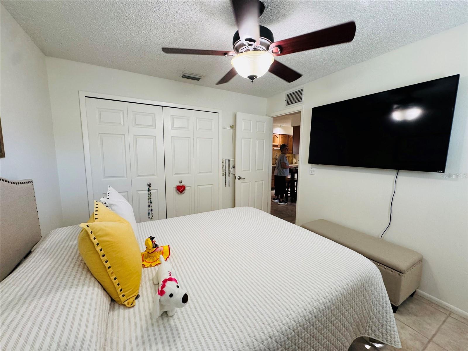 CRESTLINE - Residential