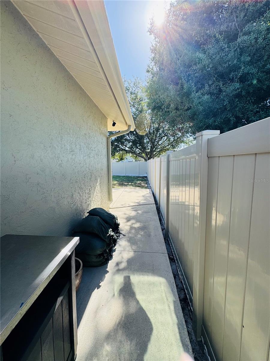 CRESTLINE - Residential