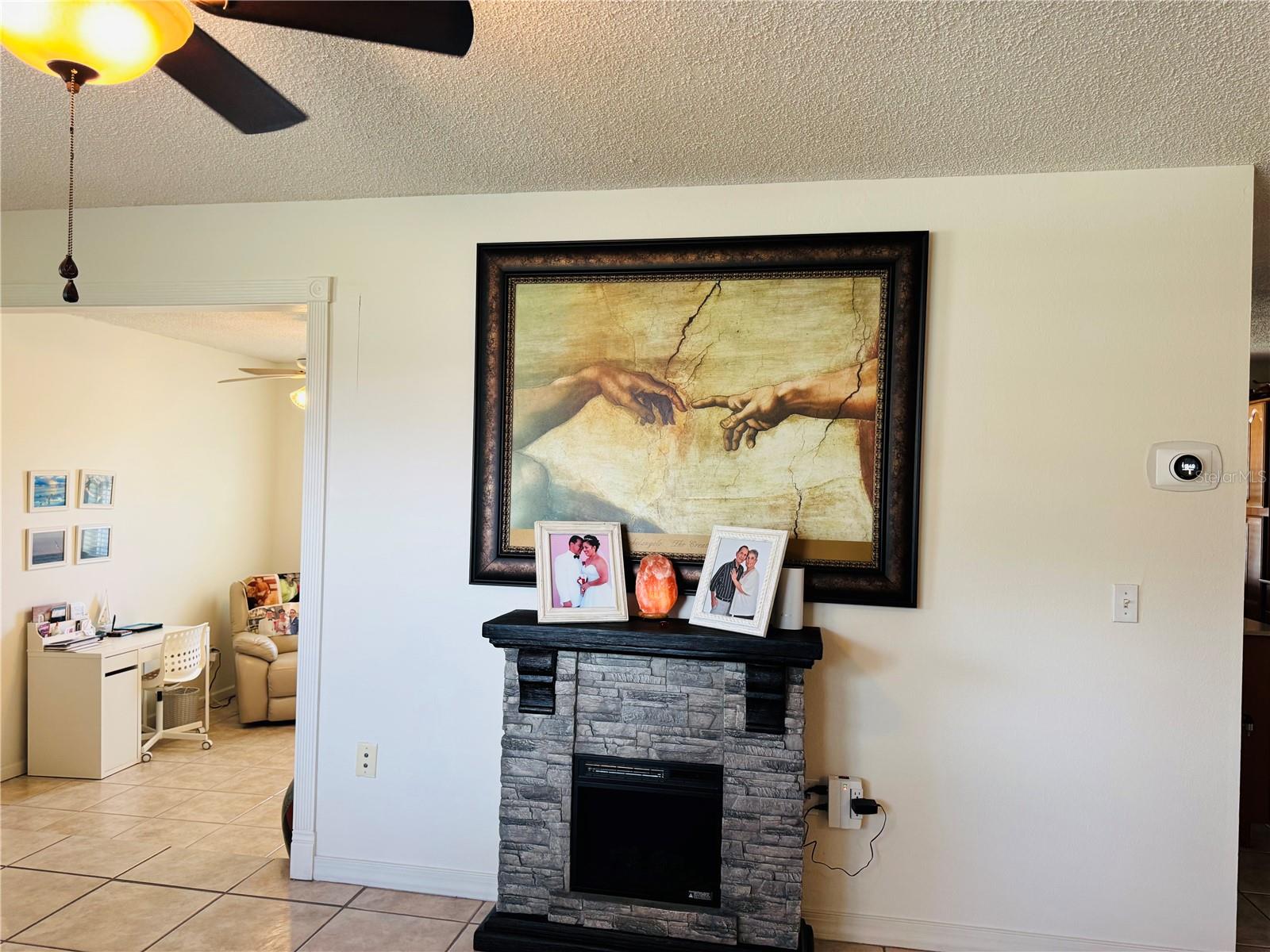 CRESTLINE - Residential