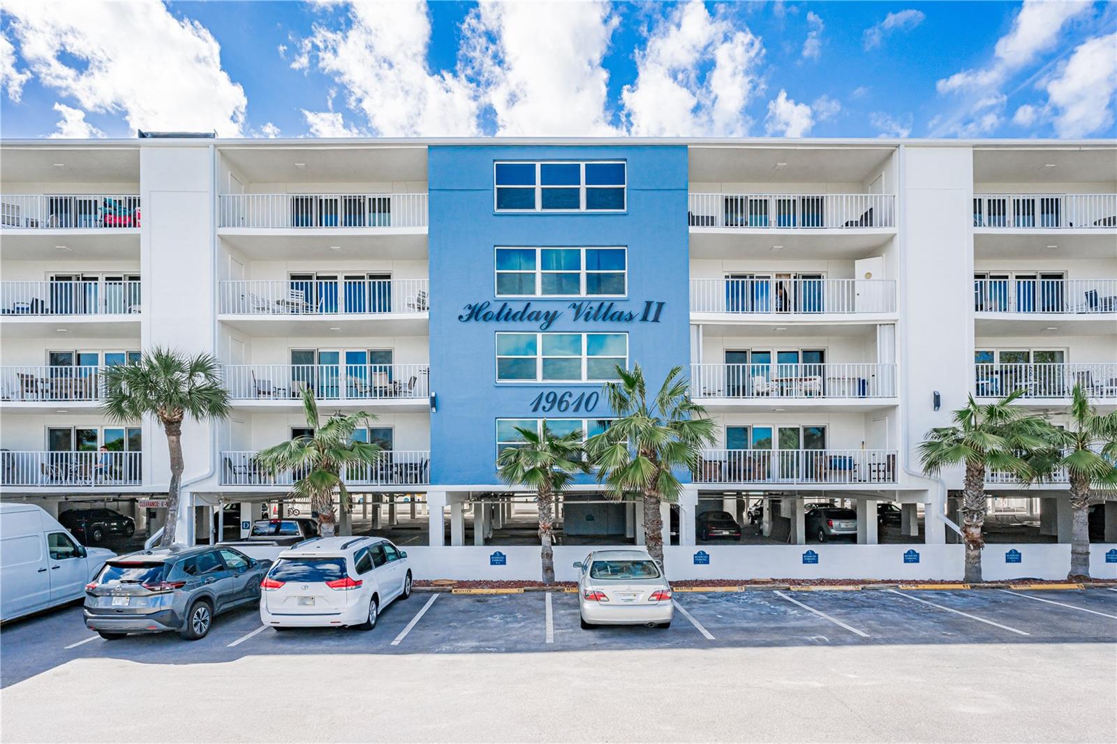 HOLIDAY VILLAS 2 - Residential