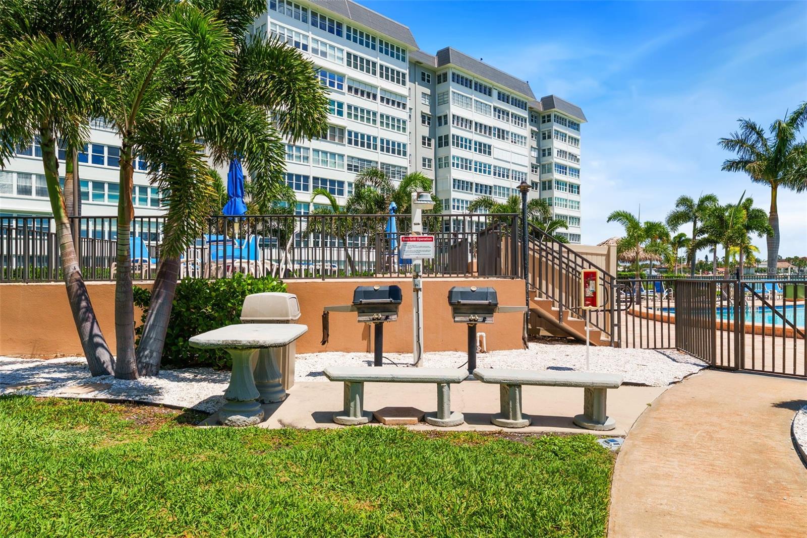 BAYWAY ISLES POINT BRITTANY THREE - Residential